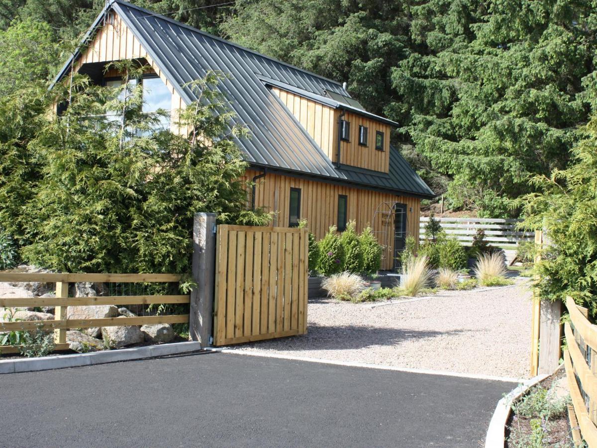 Larchwood Lodge Ellon Exteriör bild